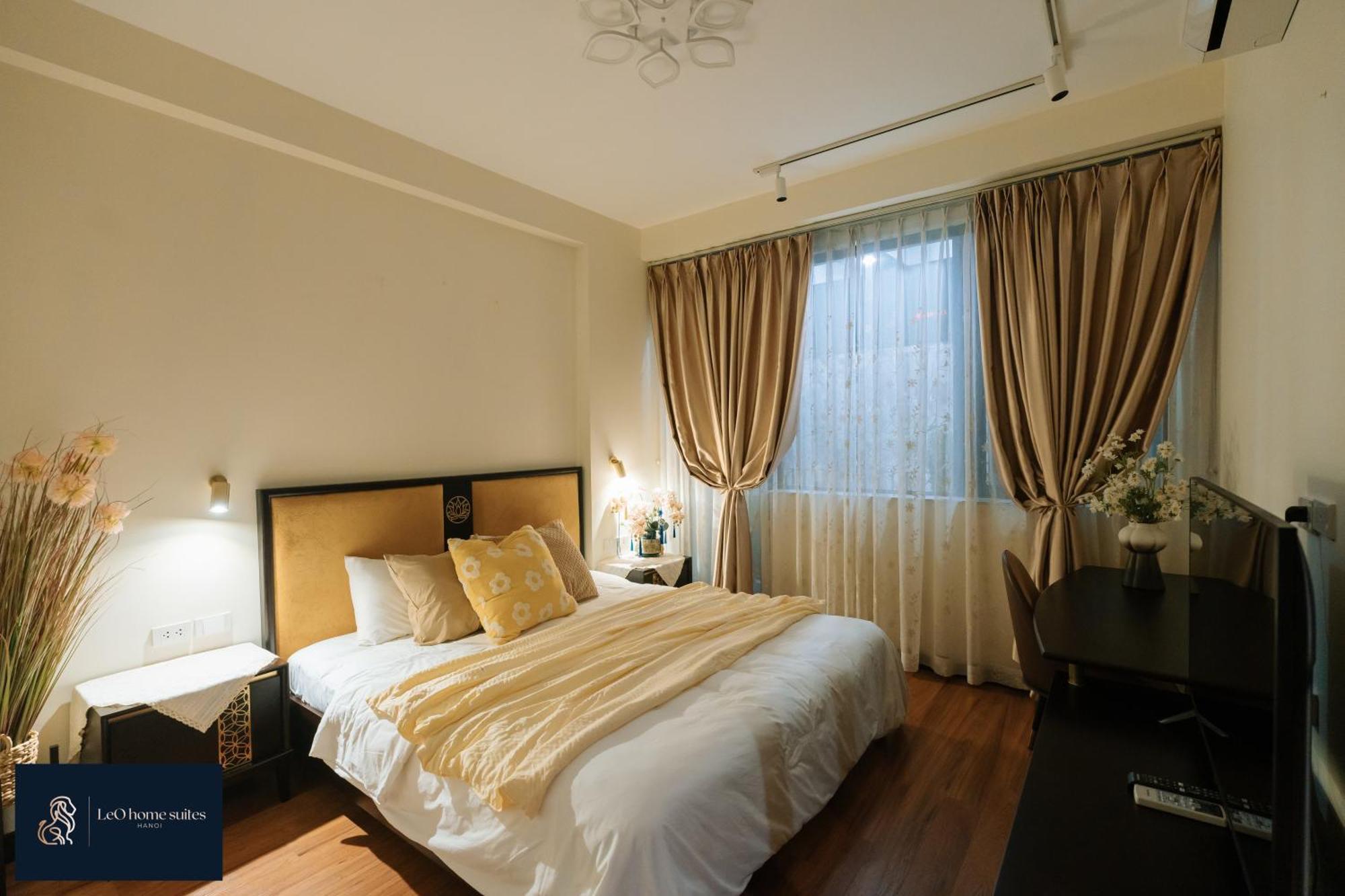 High-Ser Apartment -2Br - Niceview - Parking - Spacious - In Center ฮานอย ภายนอก รูปภาพ