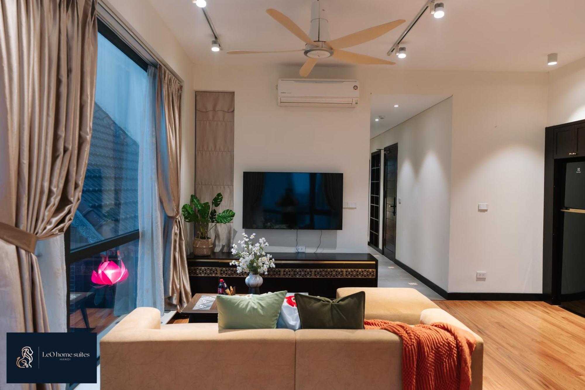 High-Ser Apartment -2Br - Niceview - Parking - Spacious - In Center ฮานอย ภายนอก รูปภาพ