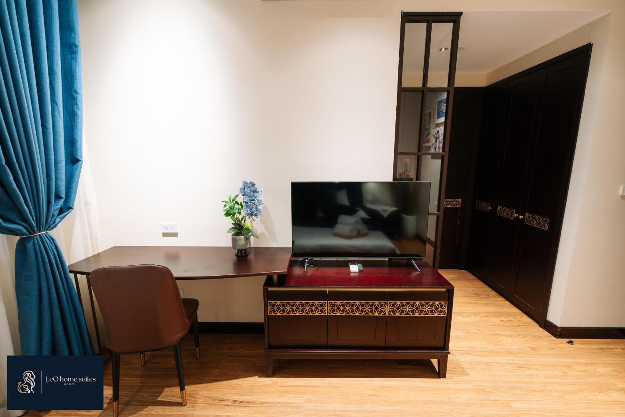 High-Ser Apartment -2Br - Niceview - Parking - Spacious - In Center ฮานอย ภายนอก รูปภาพ